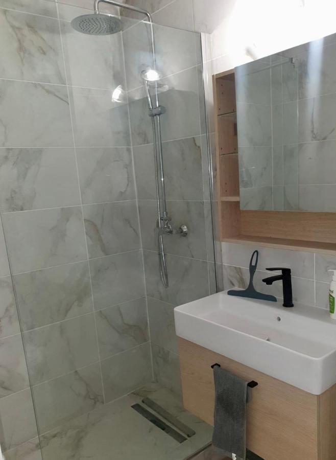 Ti Kaz'Eta Appartement Sainte-Anne  Buitenkant foto